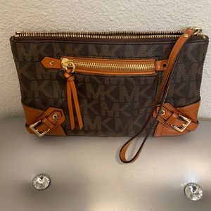 Michael Kors clutch